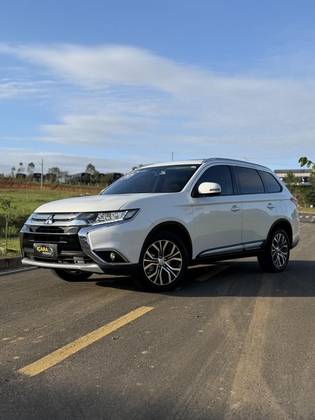 MITSUBISHI OUTLANDER 2.0 16V GASOLINA 4P AUTOMÁTICO MITSUBISHI OUTLANDER 2.0 16V GASOLINA 4P AUTOMÁTICO